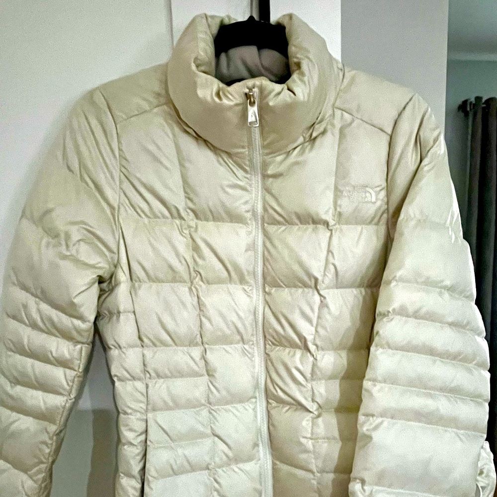 WINTER SALE 💕 North Face Winter White Long Puffer Coat